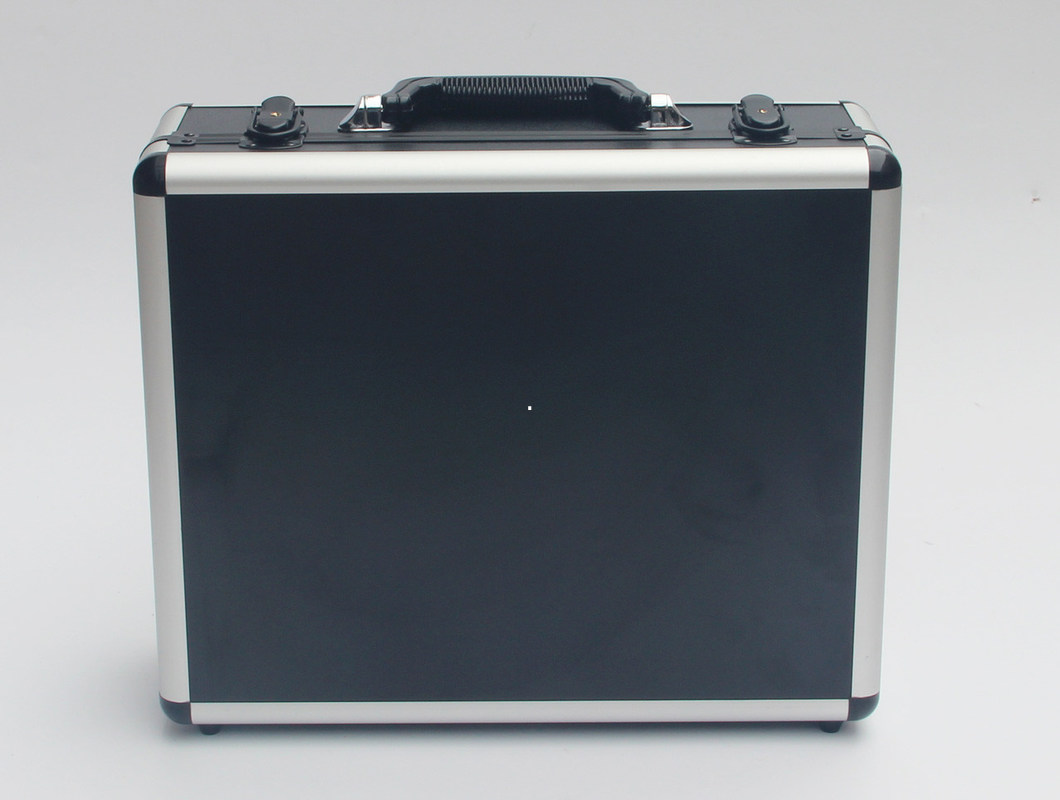 2.0 Kgs Black Aluminum Tool Case L 360 X W 240 X H 150mm 3 .8 MDF With Black ABS Panel