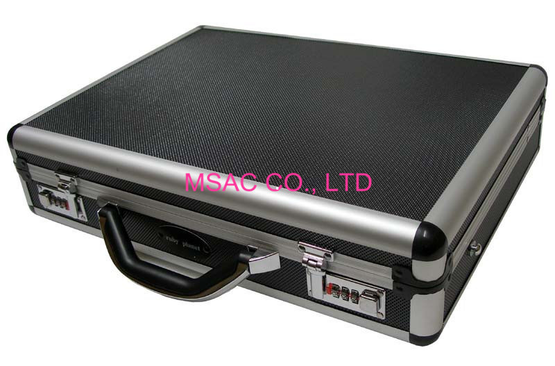 Black Aluminum Attache Case 460 X 330 X 150mm One Lock For Security