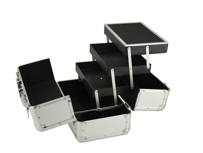 Professional Makeup Artist Case , Lockable Professional Makeup Train Case In Silver Color