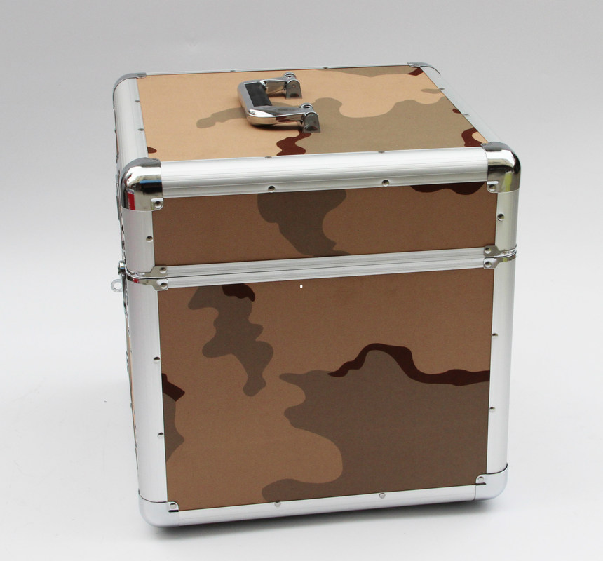 LP 100 12'' Aluminum Record Carrying Case Camouflage Color
