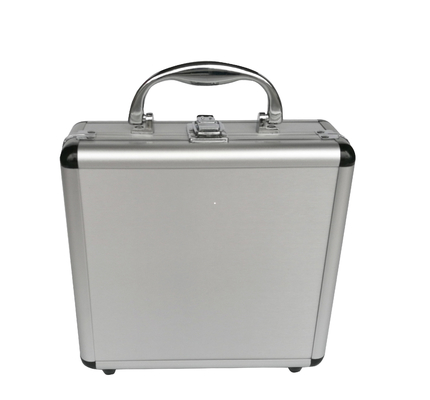 Small SilverAluminium Cosmetic Case With Inside Mirror And Chrome Closure Clasp