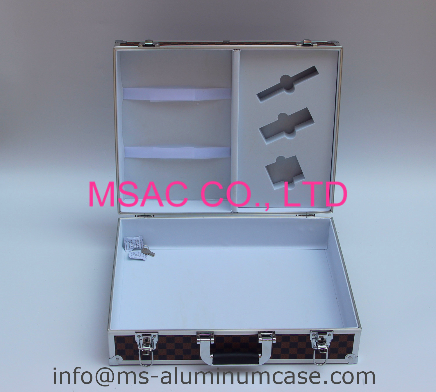 Aluminium Carry Case With Foam Insert , Big Space Custom Aluminum Briefcase