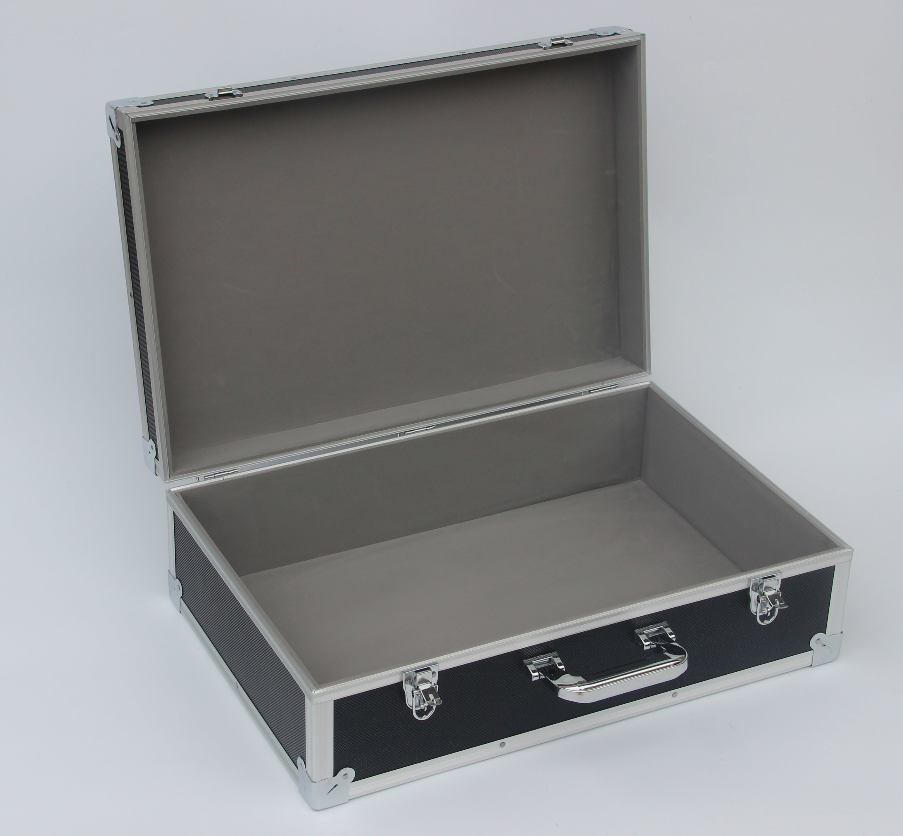 Large Empty Aluminum Hard Case Lockable Easy Cleaning 520 X 330 X 200mm