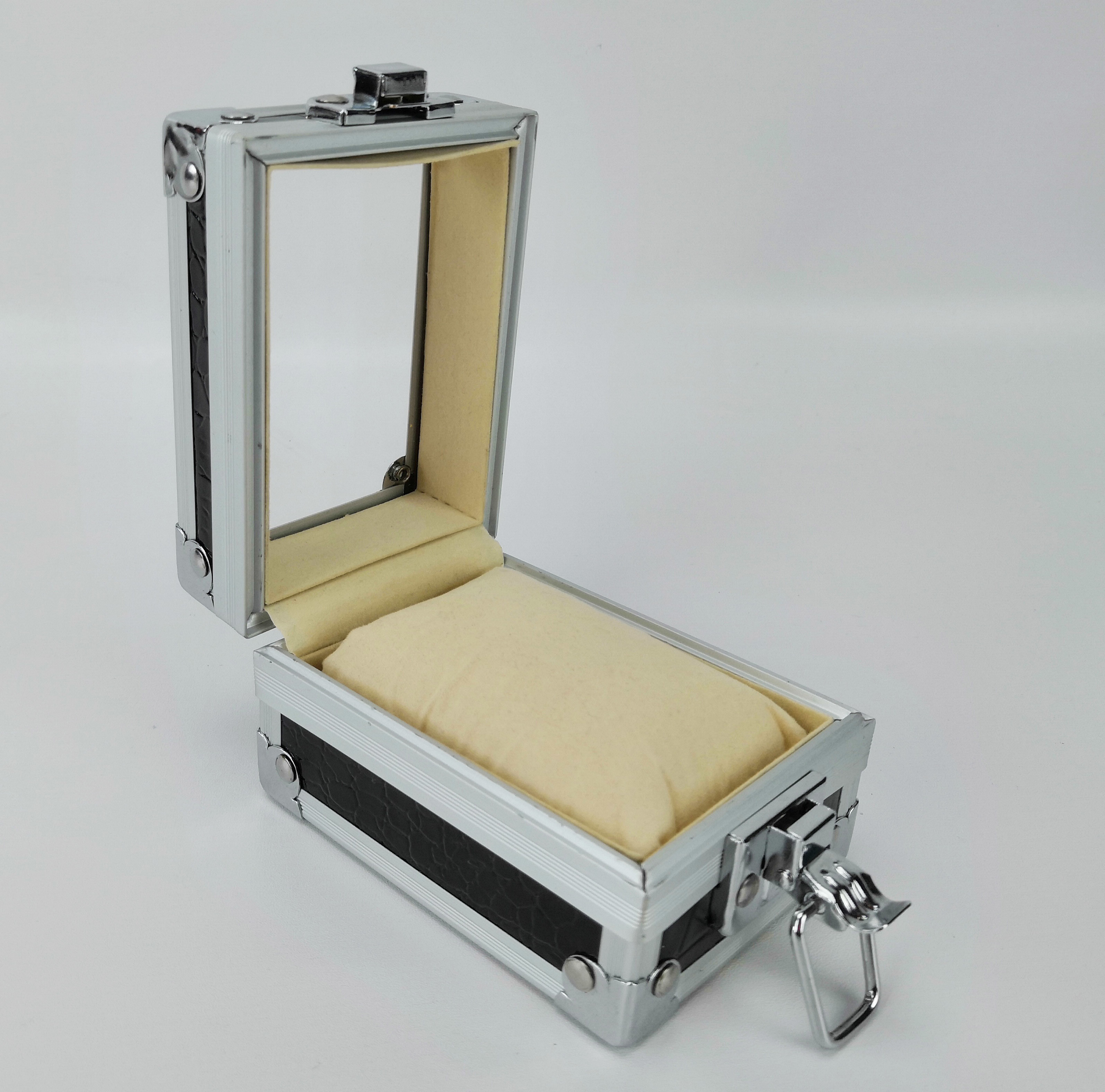Aluminum Watch Display Case Small Watch Carry Case For One Watch