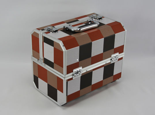PU Leather Aluminum Cosmetic Case Two Locks And One Handle Size 300 * 220 * 245mm